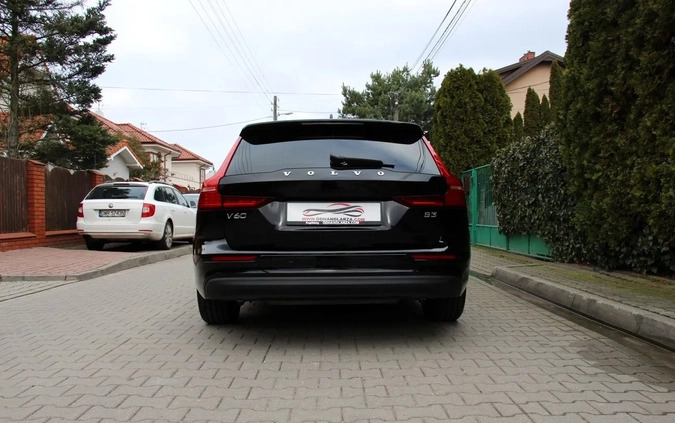 Volvo V60 cena 139900 przebieg: 29900, rok produkcji 2023 z Moryń małe 781